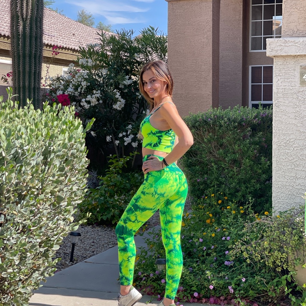 Bombshell Sportswear Neon Green Tie-Dye Leggings